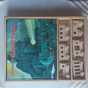 Classic Trains Gift Set
